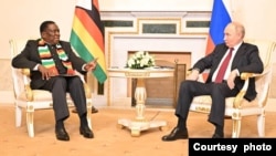 Russian leader Vladmir Putin and Zimbabwean President Emmerson Mnangagwa