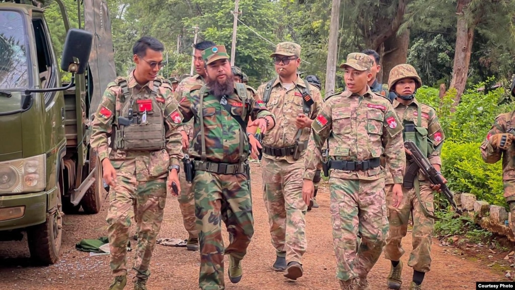 Commanders of the Ta'ang National Liberation Army and the People's Defense Force (Mandalay) in Nawnghkio, July 10, 2024. (Chief of Staff, People's Defense Force - Mandalay)