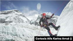 La segunda expedición de Alfa Karina Arrue hacia el monte Everest inició en marzo de 2022. Fotografía cortesía de Alfa Karina Arrué.