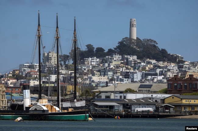 Downtown San Francisco in California, a state that, along with New York and Illinois, lost the most residents numerically in 2021-22.