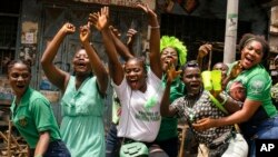 La campagne électorale n'est pas "un moment pour la danse et la joie", a déclaré la Commission de régulation des partis politiques.