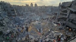 INTERNATIONAL EDITION: Dozens Dead, Including a Hamas Commander in Gaza Airstrike 