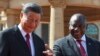 Китайський керівник Сі Цзіньпін (ліворуч) з президентом Сирілом Рамафосою, господарем саміту BRICS в Південно-Африканській Республіці. 22 серпня 2023 р.