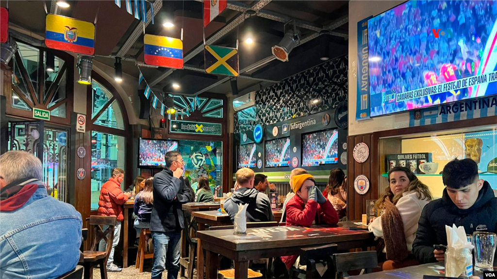 La hinchada colombiana esperaba con ansias el inicio del partido en el que saldrá el próximo campeón de la Copa América.