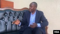 Olivier Bilé, l’initiateur de l’alliance pour une transition politique au Cameroun, Atpc à Yaoundé le 18 mars 2024, (VOA/Emmanuel Jules Ntap)