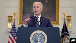Presiden AS Joe Biden menyampaikan pidato tentang rencana gencatan senjata di Gaza, dari Ruang Makan Kenegaraan Gedung Putih, Jumat 31 Mei 2024.