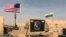 니제르 아가데즈의 니제르 공군기지에 미국과 니제르 국기가 나란히 게양되어있다. (자료화면)