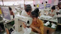 Việt Nam lên kế hoạch cải cách công đoàn để tránh các rắc rối lớn trong thương mại | VOA