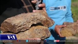 India zbulon rezerva boksitesh të pasura me litium 