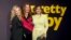 Dari kiri: Produser Eksekutif Ali Wentworth, aktor Brooke Shields dan Mariska Hargitay menghadiri pemutaran perdana "Pretty Baby: Brooke Shields" di Alice Tully Hall, New York, 29 Maret 2023,. (Andy Kropa/Invision/AP)
