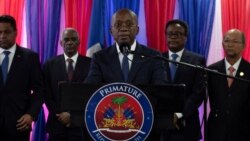 Perdana Menteri sementara baru Haiti Michel Patrick Boisvert berpidato di depan hadirin setelah dewan transisi mengambil alih kekuasaan dengan tujuan mengembalikan stabilitas negara, Haiti, 25 April 2024. (Foto: REUTERS/Pedro Valtierra)