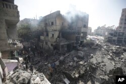 Gazze saldırılar nedeniyle ağır hasar almış durumda.