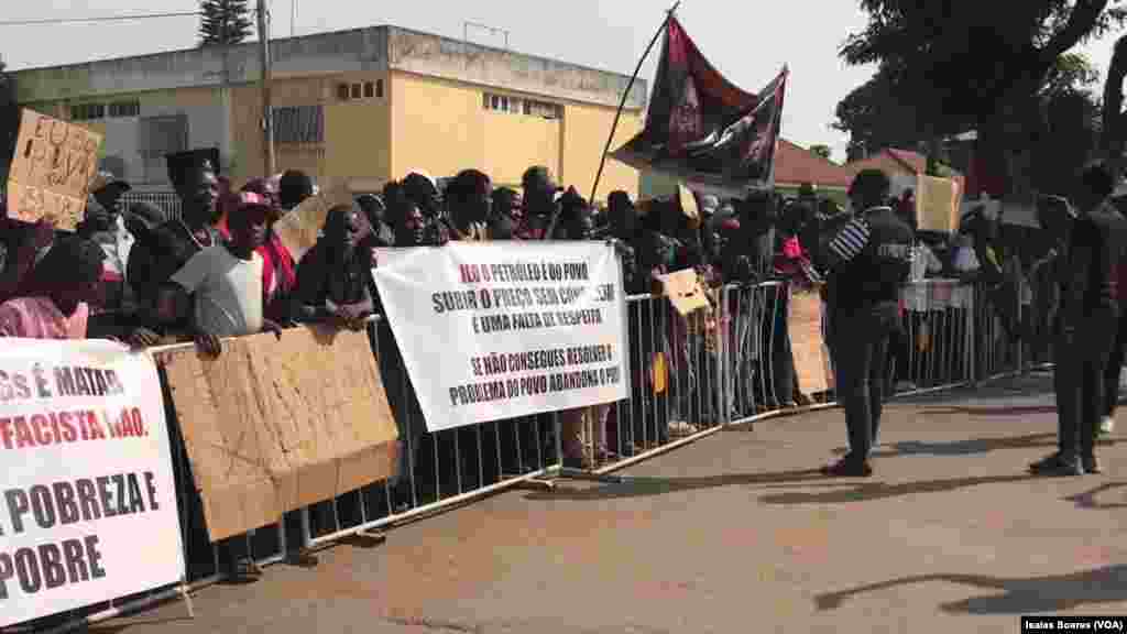 Manifestação em Malanje contra o custo de vida, perseguição às zungueiras e um novo projecto de lei de estatuto das organizações não governamentais