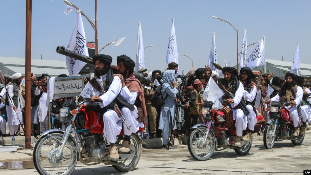 Harbiy parad, Bagram aeroporti, Afg'oniston, 14-avgust, 2024.