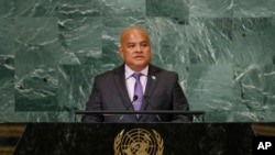 Presiden Mikronesia David Panuelo berbicara dalam Sidang Umum PBB di New York, pada 22 September 2022. (Foto: AP/Jason DeCrow, File)