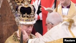 Mambo Charles Vetatu vagwdzwa muBritain.