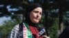 Fadwa Hassan, warga Palestina yang lahir dan dibesarkan di AS. "Nyawa warga Muslim juga penting, jadi jangan segan melapor pada polisi jika dilecehkan," ujarnya pada VOA, Jumat (13/10). (Foto: VOA)