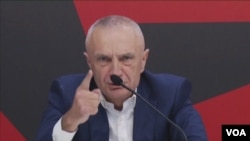 Kryetari i PL, Ilir Meta gjatë konferencës së sotme ku sulmoi kreun e Prokurorisë së Posaçme