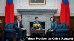 台湾总统蔡英文在台北总统府会晤到访的澳大利亚联邦议会众议员威尔森（Josh Wilson）。（2023年9月26日）
