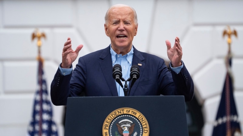 'I'm not going anywhere,' Biden tells July 4 crowd 