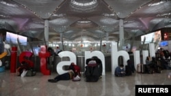 土耳其航空实施限制后数十名中亚人和俄罗斯人被禁止在伊斯坦布尔机场登机前往墨西哥和其他拉丁美洲国家