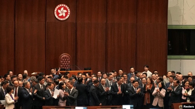 香港立法会全票通过根据《基本法》第23条订立的新的国家安全法案。（2024年3月19日）