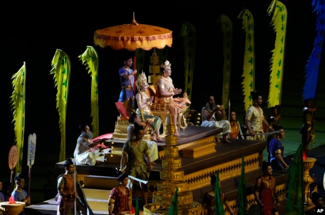 Cambodian dancers perform during the opening ceremony of the 32nd Southeast Asian Games in Morodok Techo National Stadium outside Phnom Penh, Cambodia, May 5, 2023.
