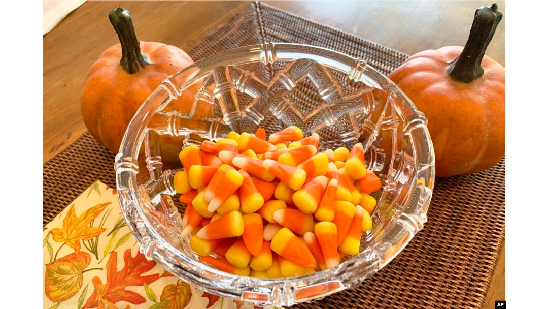 WAVE on X: It's National Candy Corn Day! Do you like the