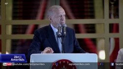 Lira turke shënon rënie të madhe pas fitores së presidentit Erdogan 