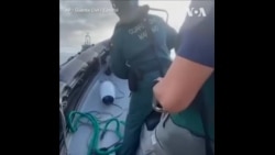 西班牙海警截获巨量毒品走私船