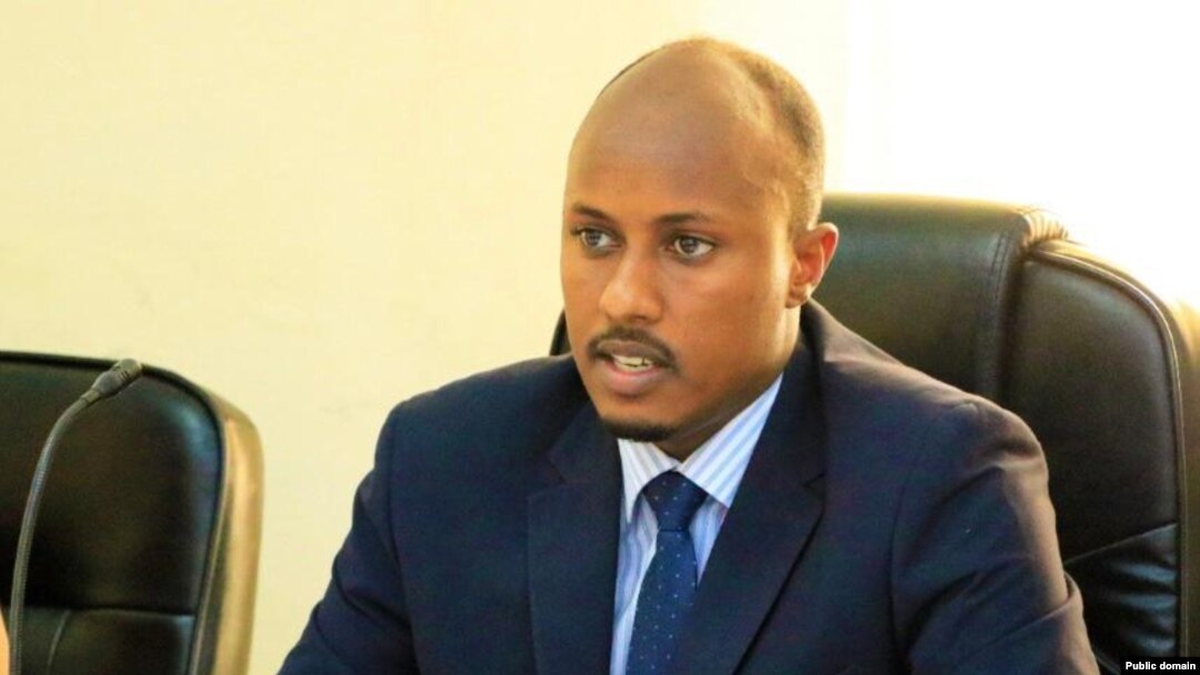 Guddoomiyaha guddiga doorashada Puntland Cabdirisaaq Axmed Siciid.
