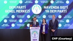 CHP Genel Başkanı Özgür Özel, DEM parti genel merkezini ziyaret etti.
