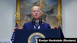 លោក​ប្រធានាធិបតី​អាមេរិក Joe Biden ថ្លែង​នៅ​ក្នុងសេតវិមាន​កាលពីថ្ងៃទី២១ កក្កដា ឆ្នាំ២០២៣។REUTERS/Evelyn Hockstein/