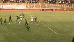 Nyogonye 1/4 laban tɔw ka ntolatan 2 ka farafina tɔnw olu ye : Mali ni Kongo 4 h UT ani Nizeriya ni Burkina Faso 7 h UT.