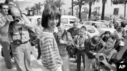 FILE - Shelley Duvall poses for photographers at the 30th Cannes Film Festival in France, May 27, 1977. She died on July 11, 2024, at age 75 in Blanco, Texas.