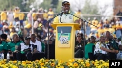 Rais wa Chama tawala cha African National Congress (ANC) Cyril Ramaphosa akiwahutubia wafuasi wake katika uwanja wa Dobsonville huko Soweto Septemba 3, 2023. Picha na Phill Magakoe / AFP. 