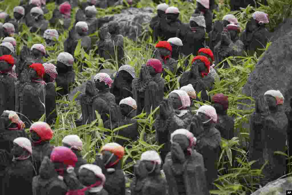 A view of Sentai Jizo, or 1000 stone statues, at &quot;Sessho Seki&quot; or &quot;Killing Stone,&quot; in Nasu, Tochigi Prefecture northern Japan.&nbsp;&nbsp;Sessho Seki is one of the most famous tourist attractions in the region.