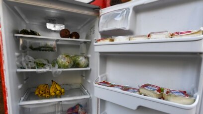 To Cut Food Waste, Switzerland Tries Public Refrigerators