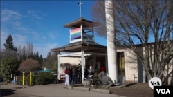 Riverton Park United Methodist Church di Tukwila, pinggiran kota Seattle, negara bagian Washington. (VOA video/Natasha Mozgovaya)