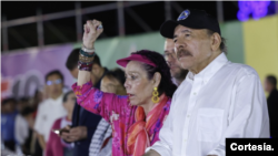 Rosario Murillo y Daniel Ortega en un acto este viernes en Managua. Cortesía