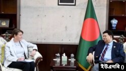 পররাষ্ট্রমন্ত্রী ড. এ কে আব্দুল মোমেন ও বাংলাদেশে নিযুক্ত জাতিসংঘের আবাসিক সমন্বয়ক গুয়েন লুইস 