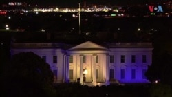 Белата куќа осветлена во боите на знамето на Израел