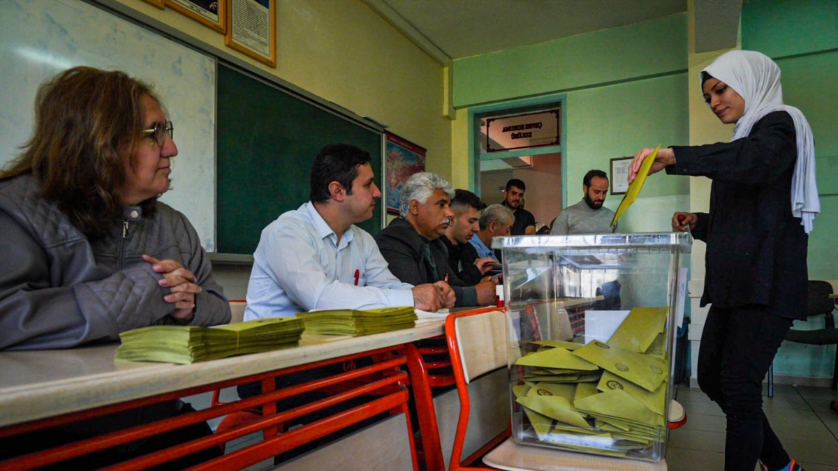 Türkiye votes in the earthquake disaster area