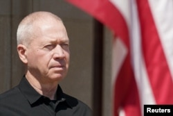 Menteri Pertahanan Israel Yoav Gallant di Pentagon di Washington, AS, 25 Juni 2024. (Foto: REUTERS/Kevin Lamarque)