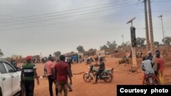 Partie du nord du Mali, la violence touche surtout le centre et l'est du pays et s'est depuis étendue aux Burkina Faso et Niger limitrophes.