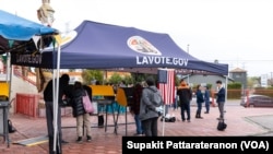 Thai American Voters cast their ballots during the Primary Election voting at the Wat Thai Los Angeles, CA. March 3, 2024.