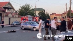 Oblast ograđena policijskim trakama nakon smrtonosnih napada na crkve i sinagogu u ruskoj severnoj republici Dagesta, na video-grebu obavljenom 23. juna 2024.