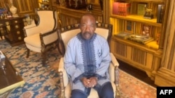 This video grab made from an unconfirmed video at an undisclosed location obtained by AFPTV, Aug. 30, 2023 shows deposed president Ali Bongo Ondimba calling on 'his friends around the world to make some noise' while under house arrest. (Photo by unknown source / AFP) 
