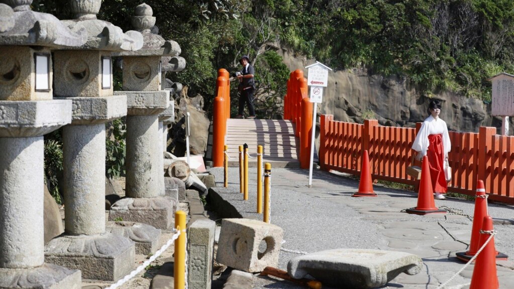 Japan’s Megaquake Warning Leads to Worry, Preparation