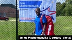 Murairidzi weTennis, VaJulius Mashonganyika